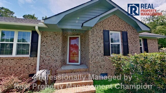 property at 4032 Northwest Rd NE