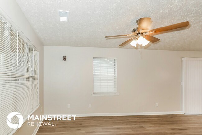 1611 Cobbs Creek Ln in Decatur, GA - Building Photo - Building Photo