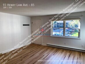 93 Henry Law Ave in Dover, NH - Building Photo - Building Photo