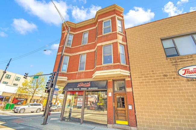 2557 N Halsted in Chicago, IL - Building Photo - Building Photo