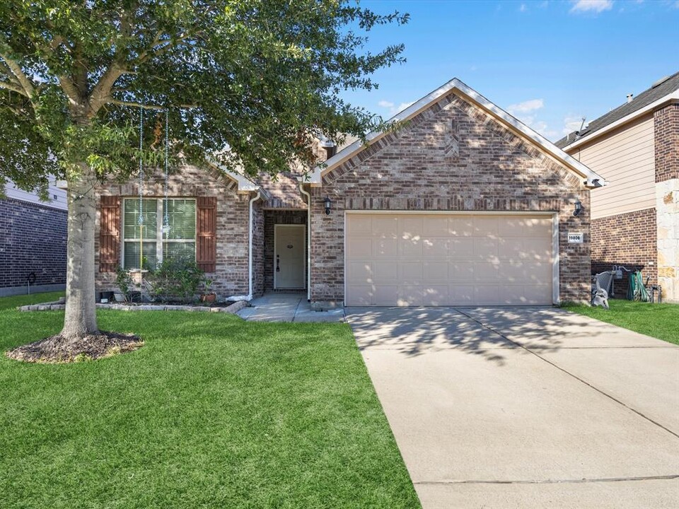 19806 Primrose Glen Ln in Cypress, TX - Foto de edificio