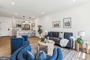 139 W Chelten Ave, Unit 502 in Philadelphia, PA - Building Photo