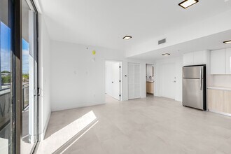 1547 NW 2nd St, Unit Abensa LLC in Miami, FL - Building Photo - Building Photo