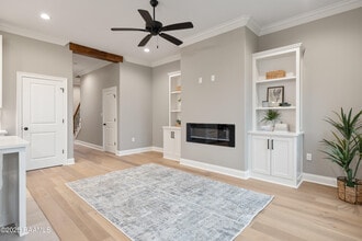 100 Mary Ann Dr in Lafayette, LA - Building Photo - Building Photo