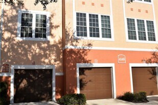 4122 Central Sarasota Pkwy in Sarasota, FL - Building Photo