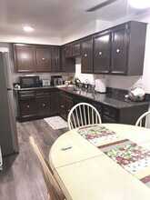 8812 Briar Ct in Des Plaines, IL - Building Photo - Building Photo