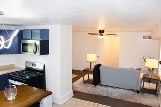 1617 Duels St-Unit -~ in New Orleans, LA - Building Photo - Building Photo