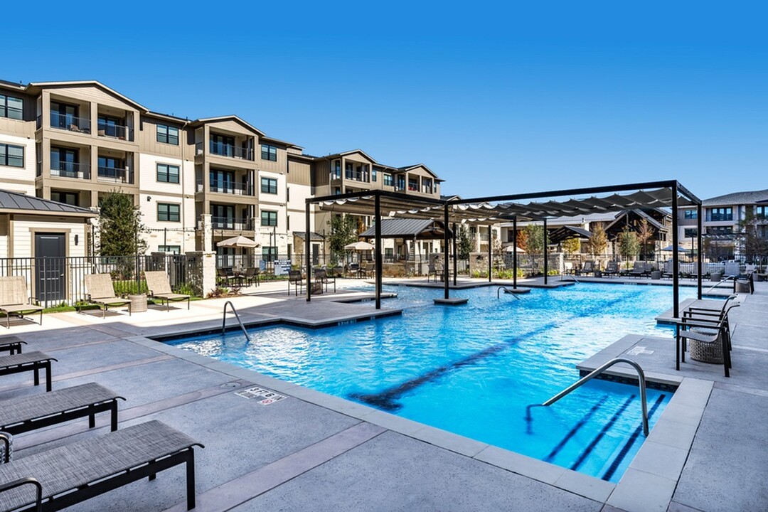 Cadence Creek at Gosling in Spring, TX - Building Photo