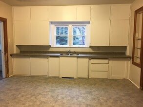 75 Scotts Dr in Holland, MI - Building Photo - Building Photo
