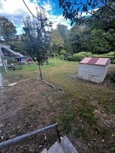 84 W Main St, Unit Apt B in Ware, MA - Building Photo - Building Photo