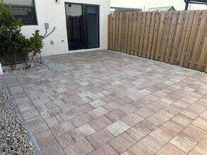 23390 SW 127th Ct in Miami, FL - Building Photo - Building Photo