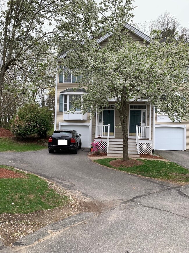 property at 69 Georgetown Dr