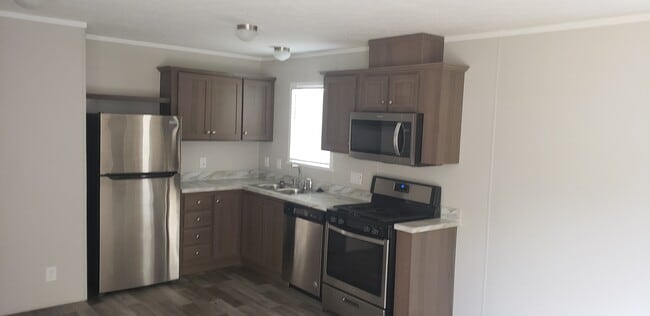 property at 2332 Catalpa St