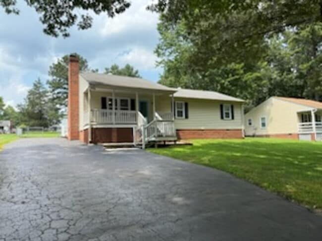 property at 6452 Lakeway Dr