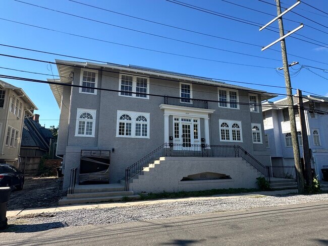 1030 Short St in New Orleans, LA - Building Photo - Building Photo
