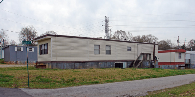 505 W 2nd Ave in Easley, SC - Building Photo - Building Photo