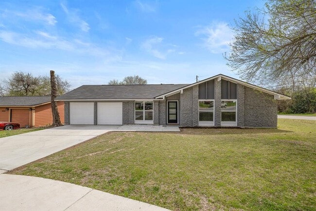 2927 Norwood Hill Rd