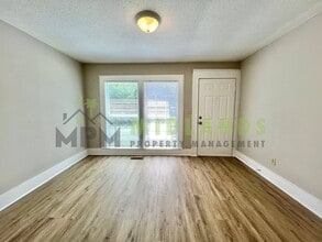 4709 Jones St in Columbia, SC - Building Photo - Building Photo