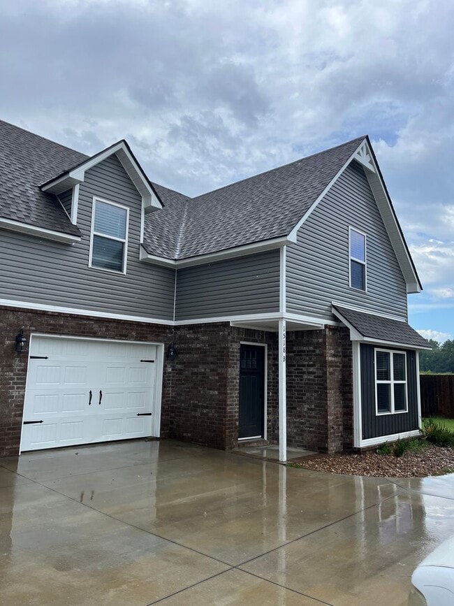 1518 Northridge Dr E in Van Buren, AR - Building Photo - Building Photo