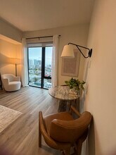 94 NW 30th St, Unit 415 in Miami, FL - Building Photo - Building Photo