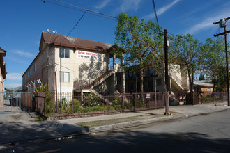 11959 Runnymede St in North Hollywood, CA - Building Photo - Building Photo