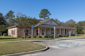 Arbours at Pierce Creek in Mobile, AL - Building Photo - Building Photo