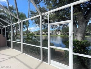5325 Cove Cir in Naples, FL - Building Photo - Building Photo