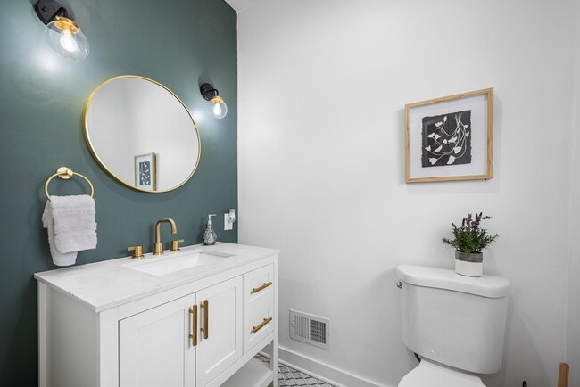 property at 725 4th St