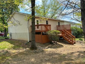 111 Everette Pl in Winchester, VA - Building Photo - Building Photo