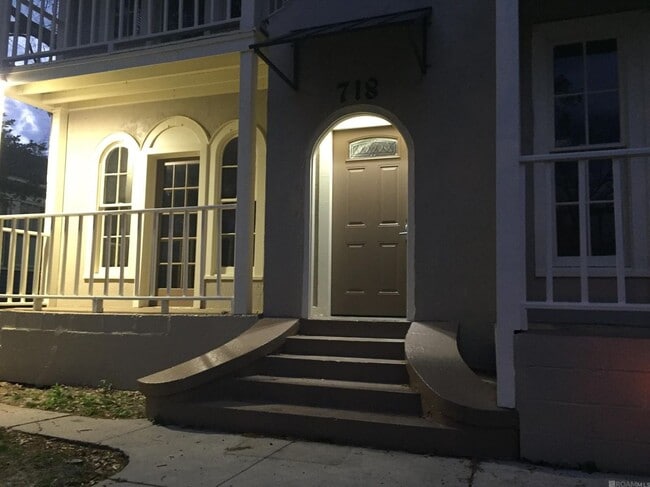 718 Park Blvd in Baton Rouge, LA - Foto de edificio - Building Photo