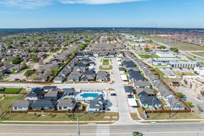 Avilla Boat Club in Fort Worth, TX - Foto de edificio - Building Photo