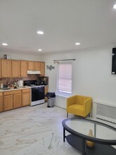 12 N Marion Pl in Rockville Centre, NY - Building Photo - Building Photo