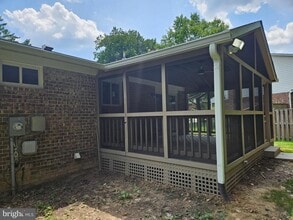 5021 Swinton Dr in Fairfax, VA - Building Photo - Building Photo