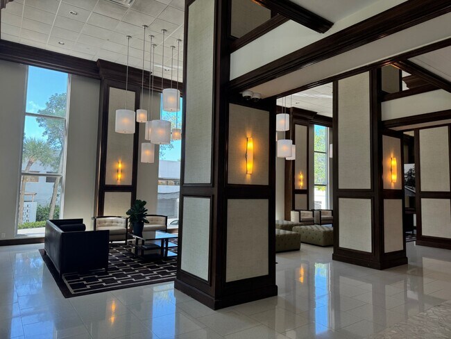 5 Island Ave, Unit 15-K in Miami Beach, FL - Foto de edificio - Building Photo