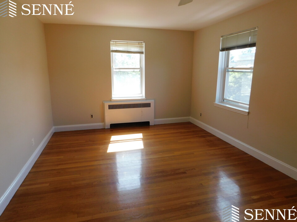 395 Broadway, Unit L4A in Cambridge, MA - Building Photo