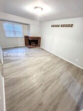 12465 Shoreside Dr in Florissant, MO - Building Photo - Building Photo