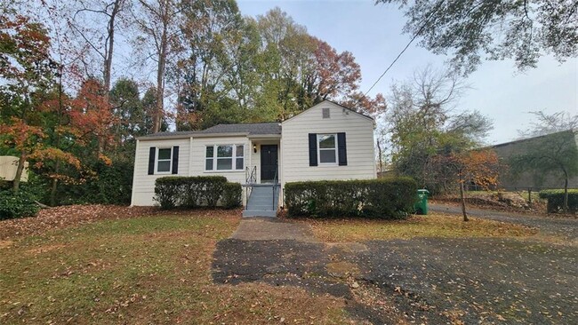 property at 1523 Oak Grove Rd