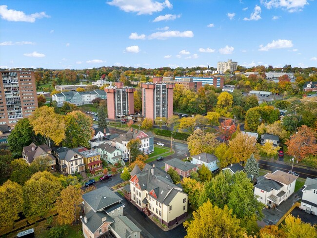 218 Green St in Syracuse, NY - Building Photo - Building Photo