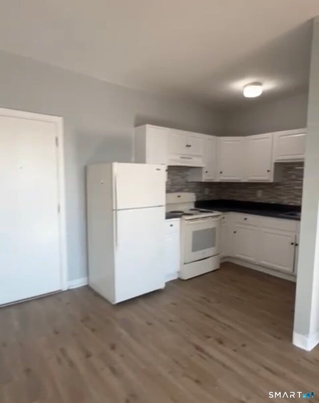 property at 1057 E Main St