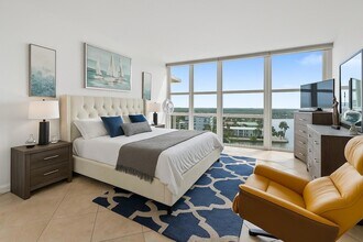 2841 N Ocean Blvd in Fort Lauderdale, FL - Building Photo - Building Photo