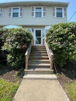 29 Lowell St, Unit 29 Lowell St in Lynn, MA - Building Photo