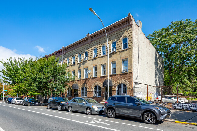 469 Central Ave in Brooklyn, NY - Building Photo - Building Photo