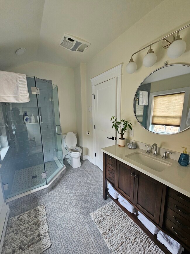 16 N Washington St in Athens, NY - Building Photo - Building Photo