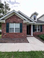 284 Fulton Harvey Rd in Crawfordville, FL - Building Photo