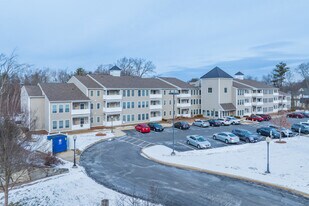 Grandview Commons in Burlington, MA - Building Photo