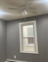 28 Lincoln Pl in Clifton, NJ - Building Photo - Building Photo