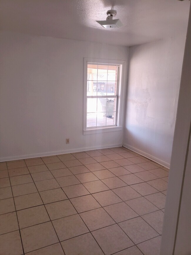 1709 Duncan Ave in Killeen, TX - Building Photo - Building Photo