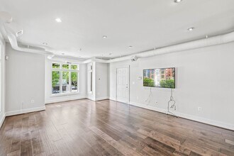 2111 11th St NW in Washington, DC - Building Photo - Building Photo