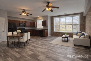 539 E 62nd St in Chicago, IL - Building Photo