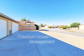 1041 Marne Ct in Pahrump, NV - Building Photo - Building Photo
